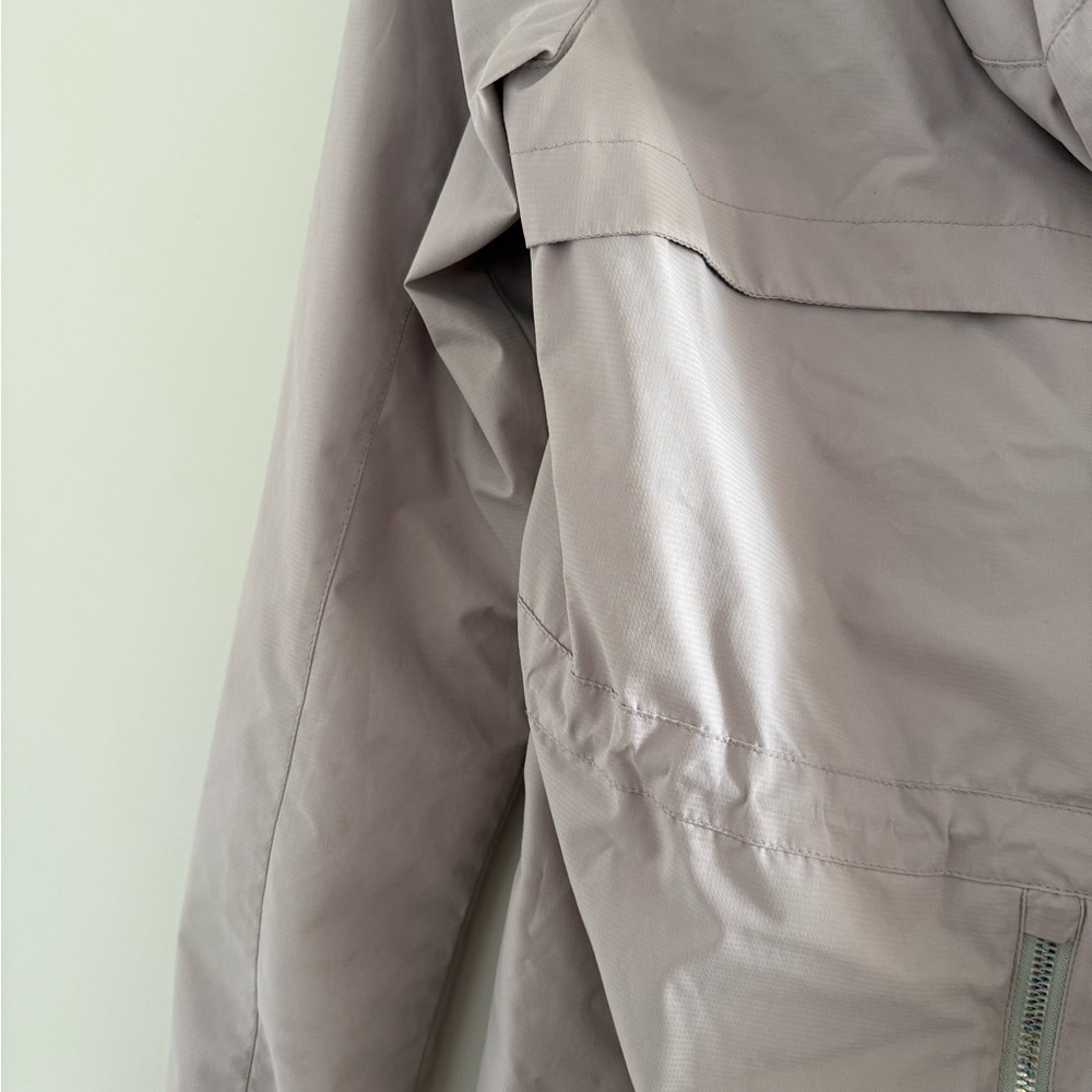 New Balance Light Gray/Lilac Zip-Up Jacket - Picture 2 of 4